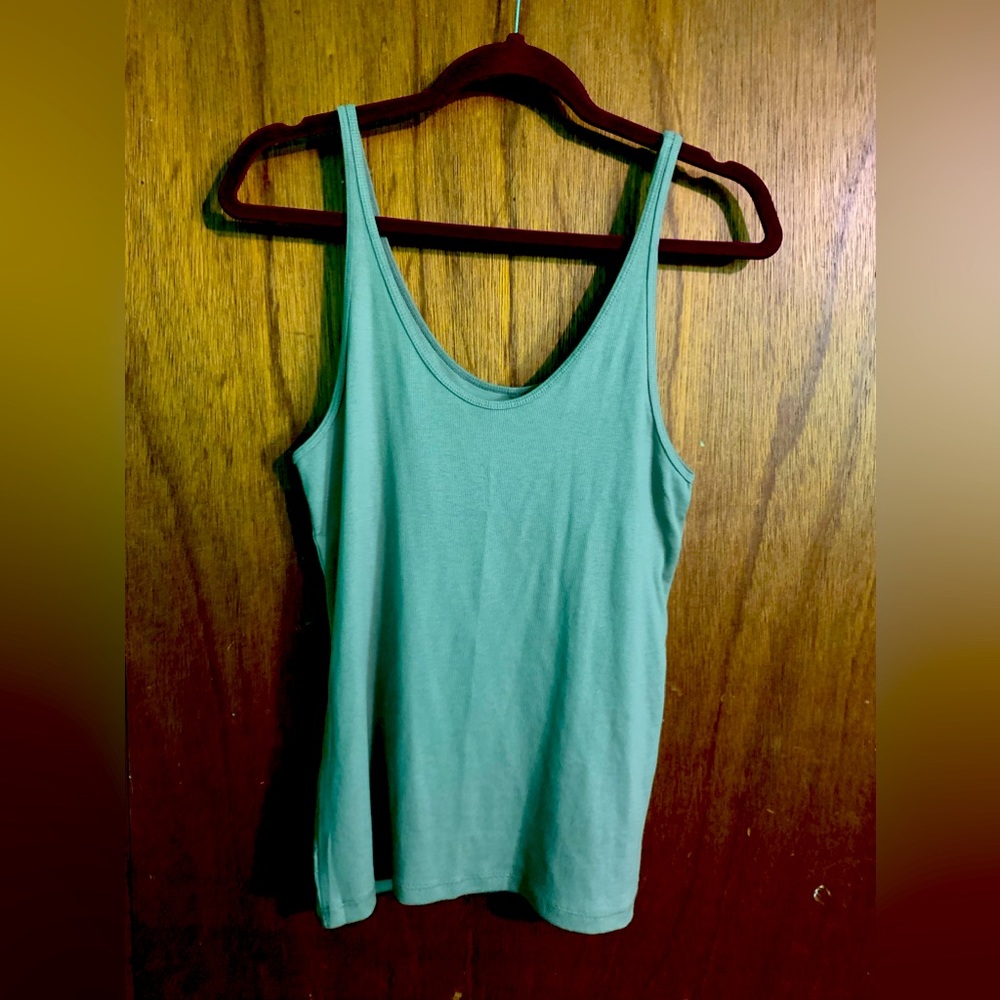 💚 Green X-Large Women's Ribbed Tank Top 💚